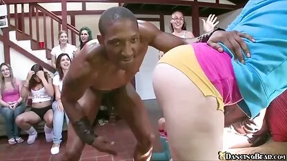 Jennifer film porno gratuit streaming blessée