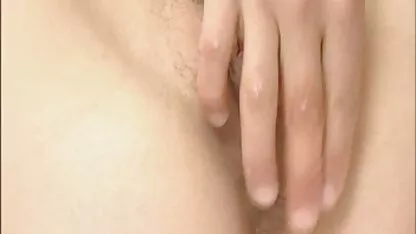 Brie Anna film x gratuit jeune fille